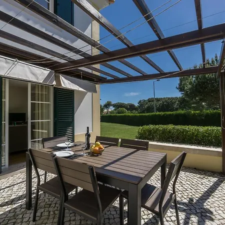Margarita Villa *